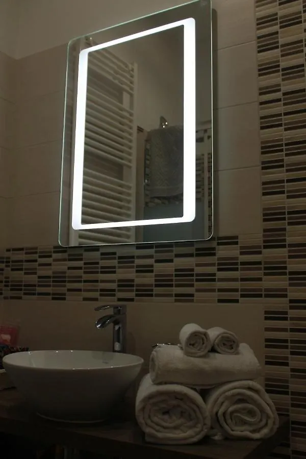 Ben'S Houses - Trastevere Apartment Roma